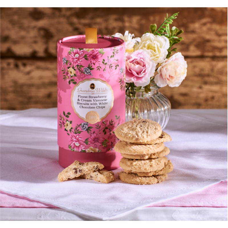 Grandma Wild's Strawberry and White Chocolate Butter Cookies in a Box 150gr