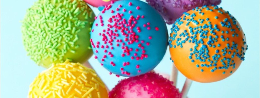 Cake Pops - πολύχρωμα, γευστικά και εύκολα στην παρασκευή