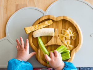 Κάνε το Baby Led Weaning Παιχνιδάκι! - Τρώει, Λερώνει, Μαθαίνει, Διασκεδάζει