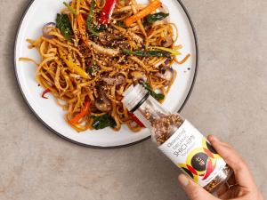 Asian Inspiration -  Συνταγή για Udon Noodles με Σάλτσα Teriyaki και Μπαχαρικά