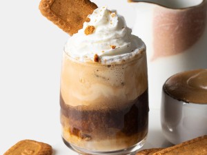 Συνταγή για Biscoff Latte: Το twist που θα αναβαθμίσει τον αγαπημνένο σου καφέ!